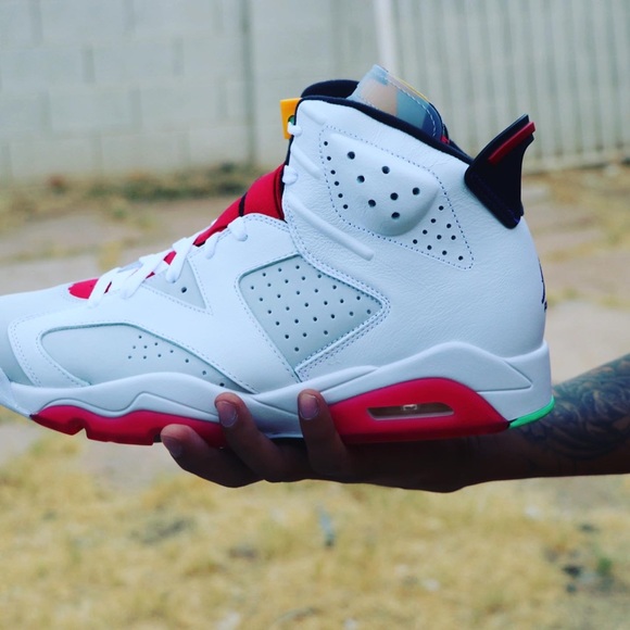 Air Jordan 6 “Hares” main image 6